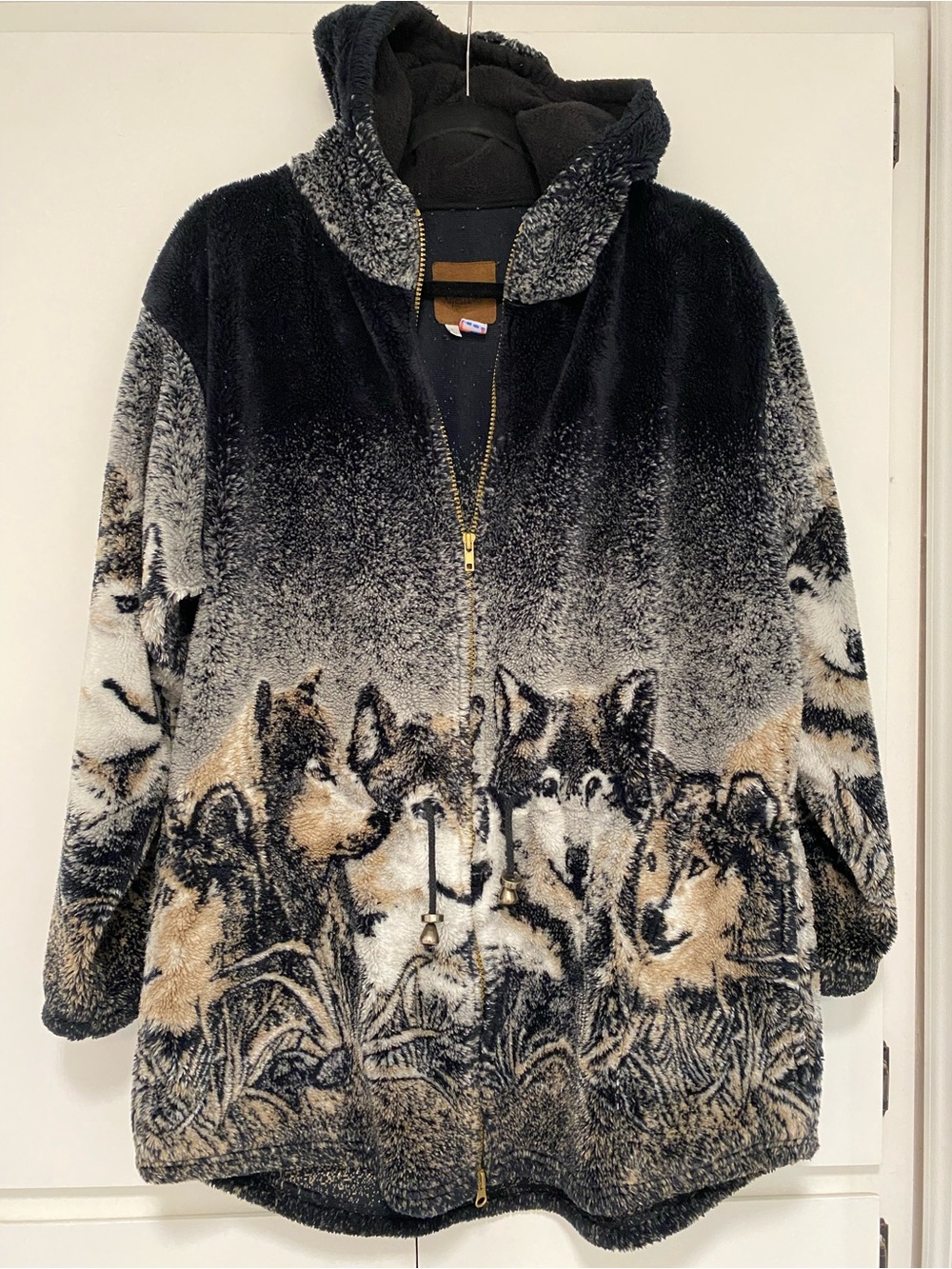 Vintage 90s Natural Reflections fleece sherpa full zip wolf pack hooded jacket